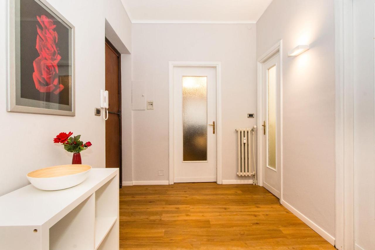 Mm Pozzo Strada Terrace Apartment Torino Eksteriør billede